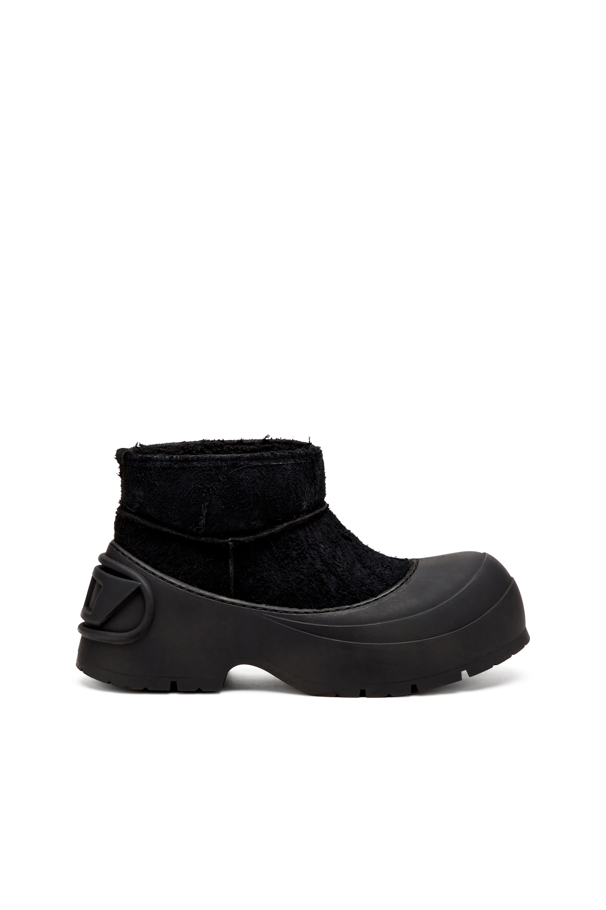 Diesel - D-DONALD MONTONE, Male's D-Donald-Chunky ankle boot with lug sole in Black - 1